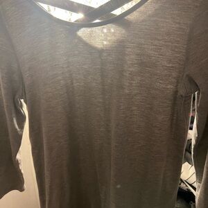 Aeropostale Long Sleeve Gray Top